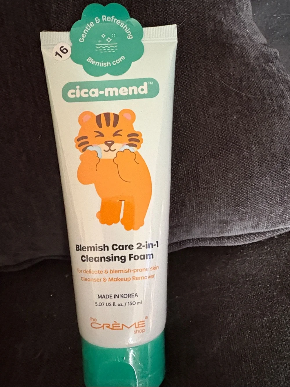 cica-mend Blemish Care 2-in-1 Cleansing Foam - Green